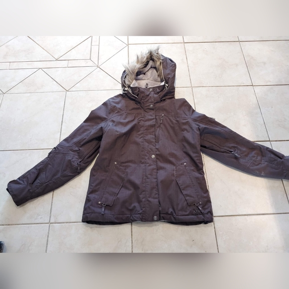 NEW! Karbon, ladies winter's coat, ski and snow jacket, coat size 8 - Picture 3 of 16